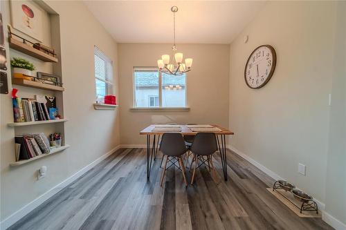 796 Simcoe Street, Winnipeg, MB - Indoor