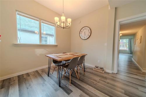 796 Simcoe Street, Winnipeg, MB - Indoor Photo Showing Dining Room