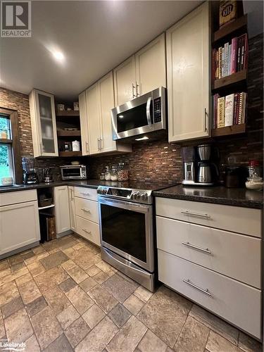 296 High St, Mactier, ON - Indoor Photo Showing Kitchen