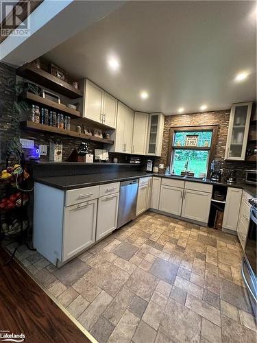 296 High St, Mactier, ON - Indoor Photo Showing Kitchen