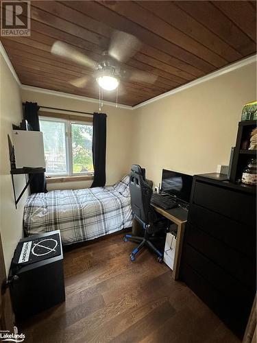 296 High St, Mactier, ON - Indoor Photo Showing Bedroom