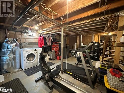 296 High St, Mactier, ON - Indoor Photo Showing Laundry Room