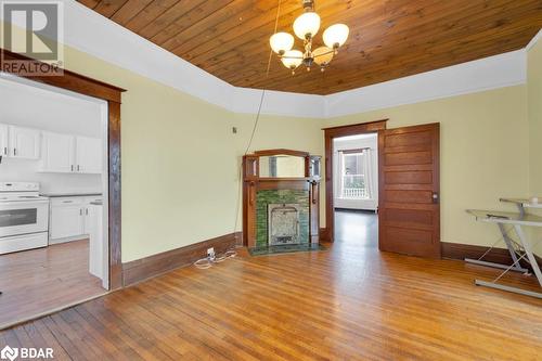 70 Bridge Street W, Belleville, ON - Indoor Photo Showing Kitchen