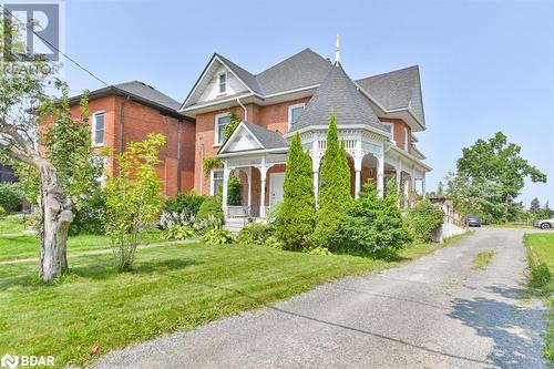 70 Bridge Street W, Belleville, ON - Outdoor