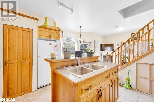 70 Bridge Street W, Belleville, ON - Indoor Photo Showing Kitchen With Double Sink