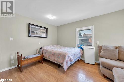 70 Bridge Street W, Belleville, ON - Indoor Photo Showing Bedroom