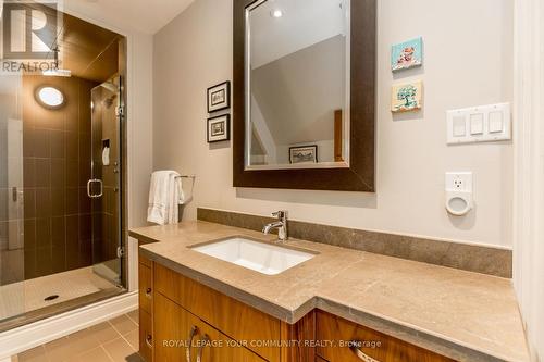 668 Brush Grove, Aurora (Aurora Estates), ON - Indoor Photo Showing Bathroom