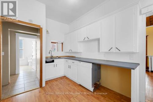 70 Bridge Street W, Belleville, ON - Indoor Photo Showing Kitchen With Double Sink