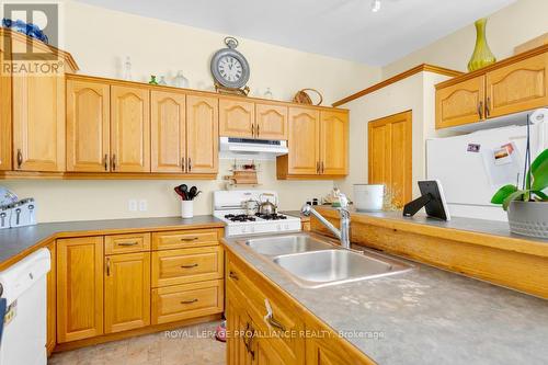 70 Bridge Street W, Belleville, ON - Indoor Photo Showing Kitchen With Double Sink