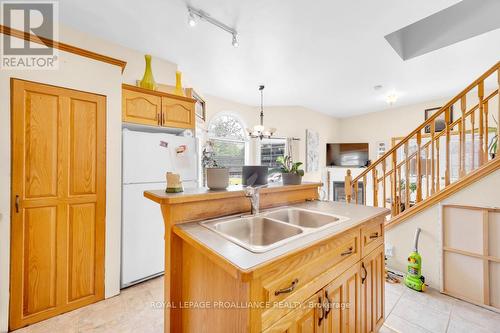 70 Bridge Street W, Belleville, ON - Indoor Photo Showing Kitchen With Double Sink