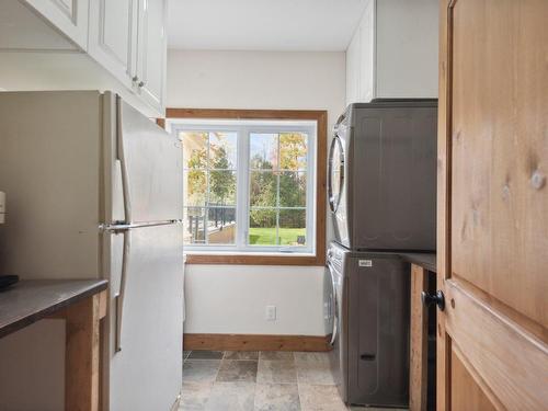 Laundry room - 135 Rue Hamann, Cowansville, QC - Indoor Photo Showing Kitchen