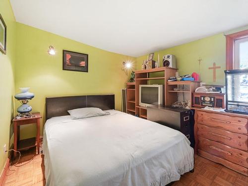 Bedroom - 201 Rg Du Bas-De-La-Rivière N., Saint-Césaire, QC - Indoor Photo Showing Bedroom