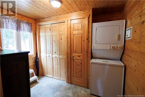 53 Thomas Road, Dsl De Drummond/Dsl Of Drummond, NB - Indoor Photo Showing Laundry Room