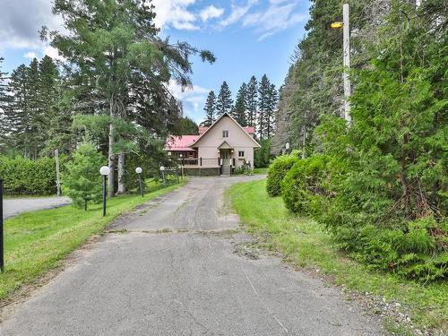 Frontage - 298 Rue Principale, Saint-Donat, QC - Outdoor