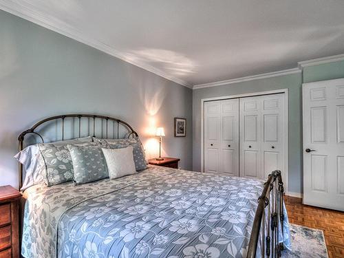 Master bedroom - 205 Rue Des Grives, La Prairie, QC - Indoor Photo Showing Bedroom