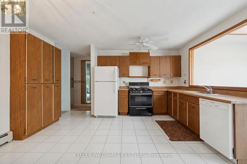 11 Edgehill Road, London, ON - Indoor Photo Showing Kitchen With Double Sink