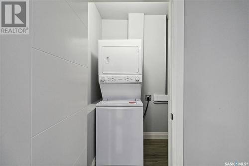 663 Kenaschuk Crescent, Saskatoon, SK - Indoor Photo Showing Laundry Room