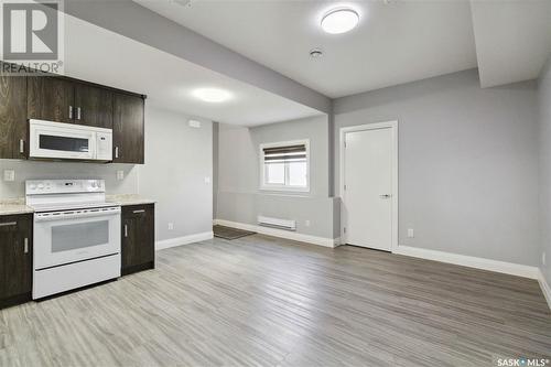 663 Kenaschuk Crescent, Saskatoon, SK - Indoor Photo Showing Kitchen