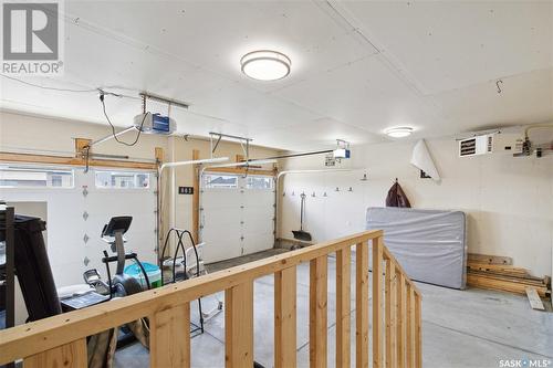 663 Kenaschuk Crescent, Saskatoon, SK - Indoor Photo Showing Garage