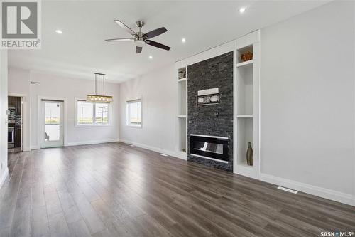 663 Kenaschuk Crescent, Saskatoon, SK - Indoor Photo Showing Living Room With Fireplace