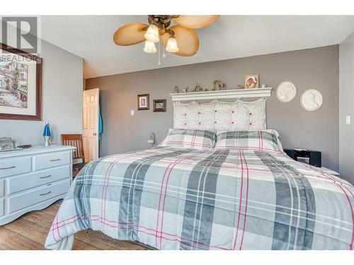 1780 Atkinson Street Unit# 208, Penticton, BC - Indoor Photo Showing Bedroom