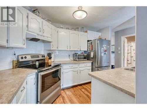 1780 Atkinson Street Unit# 208, Penticton, BC - Indoor Photo Showing Kitchen With Stainless Steel Kitchen