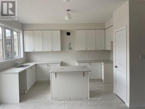 2175 Coppermine Street, Oshawa (Northwood), ON - Indoor Photo Showing Kitchen