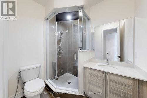 27 Fauchard Street, Richmond Hill, ON - Indoor Photo Showing Bathroom