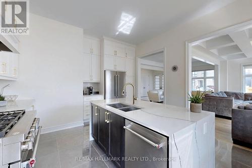 27 Fauchard Street, Richmond Hill, ON - Indoor Photo Showing Kitchen With Stainless Steel Kitchen With Double Sink With Upgraded Kitchen