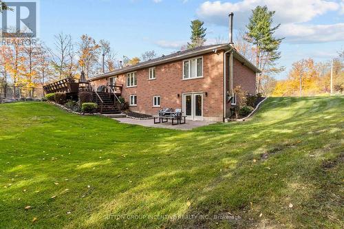 6072 5Th Side Road, Innisfil, ON - Outdoor