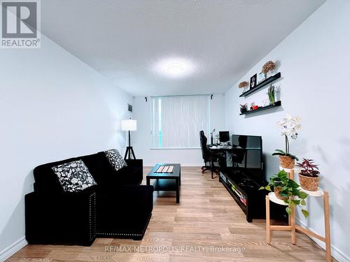 623 - 68 Corporate Drive, Toronto (Woburn), ON - Indoor Photo Showing Other Room