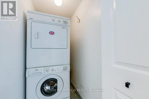 623 - 68 Corporate Drive, Toronto (Woburn), ON - Indoor Photo Showing Laundry Room