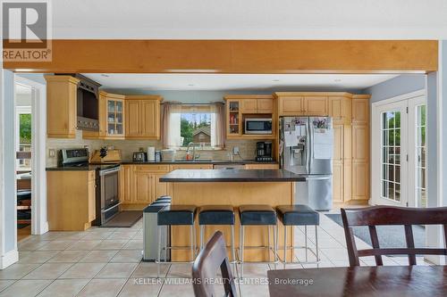 74 Sunbird Boulevard N, Georgina, ON - Indoor Photo Showing Kitchen