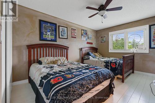 74 Sunbird Boulevard N, Georgina, ON - Indoor Photo Showing Bedroom