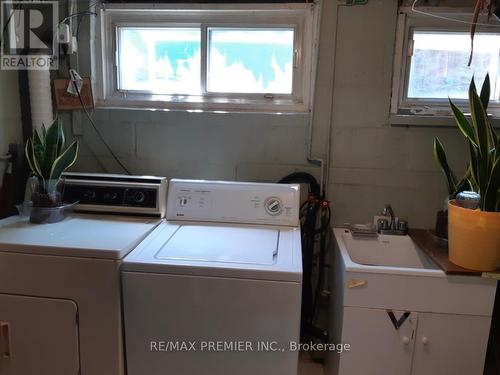 33 Pakenham Drive, Toronto (Rexdale-Kipling), ON - Indoor Photo Showing Laundry Room