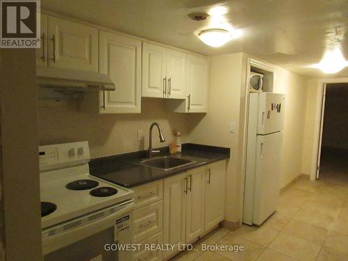 2011 Dundas Street W, Toronto (Roncesvalles), ON - Indoor Photo Showing Kitchen