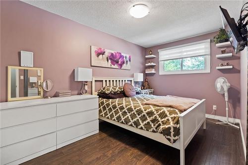 54 Runcorn Street, St. Catharines, ON - Indoor Photo Showing Bedroom