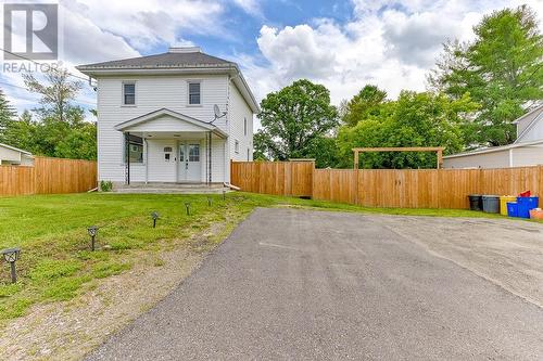 FRONT EXTERIOR - 479 Draper Street, Pembroke, ON - Outdoor