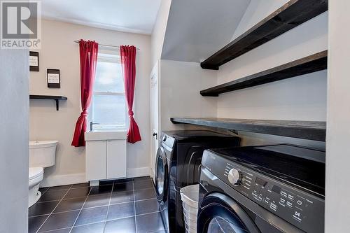 MAIN FLOOR BATHROOM/ LAUNDRY - 479 Draper Street, Pembroke, ON - Indoor Photo Showing Laundry Room