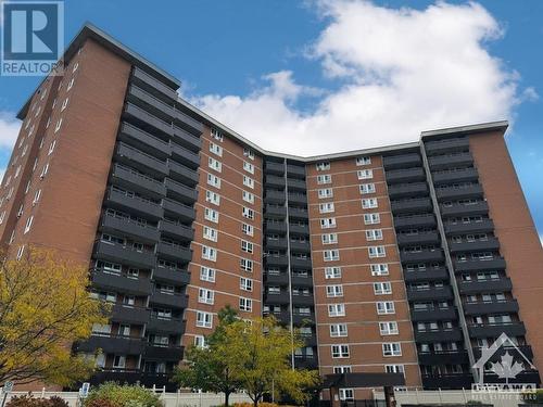 2000 Jasmine Crescent Unit#307, Ottawa, ON - Outdoor With Facade