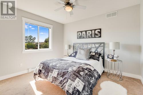 662 Southwind Drive, Kelowna, BC - Indoor Photo Showing Bedroom