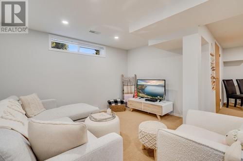 662 Southwind Drive, Kelowna, BC - Indoor Photo Showing Basement