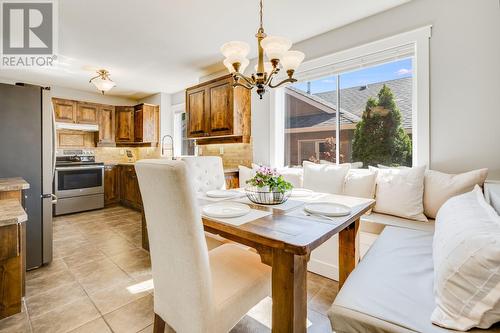 662 Southwind Drive, Kelowna, BC - Indoor Photo Showing Dining Room