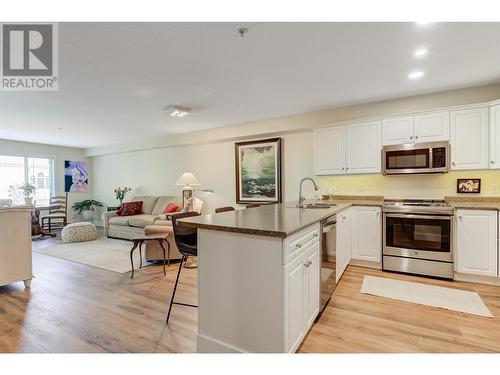 710 Rutland Road N Unit# 108, Kelowna, BC - Indoor Photo Showing Kitchen