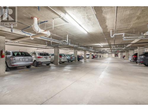 710 Rutland Road N Unit# 108, Kelowna, BC - Indoor Photo Showing Garage