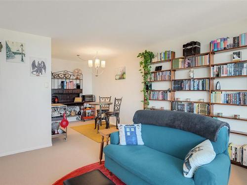 1403-647 Michigan St, Victoria, BC - Indoor Photo Showing Living Room