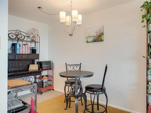 1403-647 Michigan St, Victoria, BC - Indoor Photo Showing Dining Room