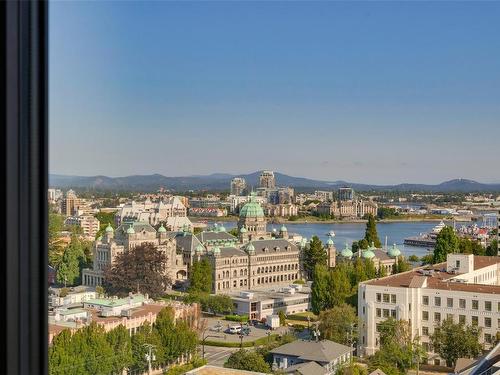 1403-647 Michigan St, Victoria, BC - Outdoor With Body Of Water With View