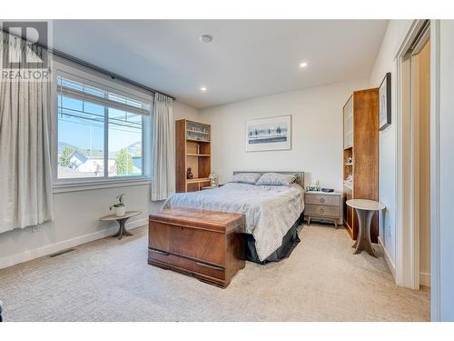 289 Nanaimo Avenue E, Penticton, BC - Indoor Photo Showing Bedroom