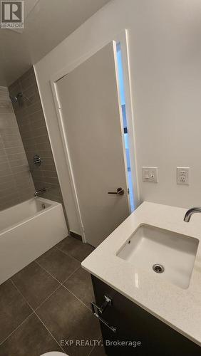 602 - 3005 Pine Glen Road, Oakville (Palermo West), ON - Indoor Photo Showing Bathroom